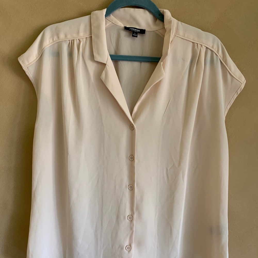 Crepe button down sleeveless blouse